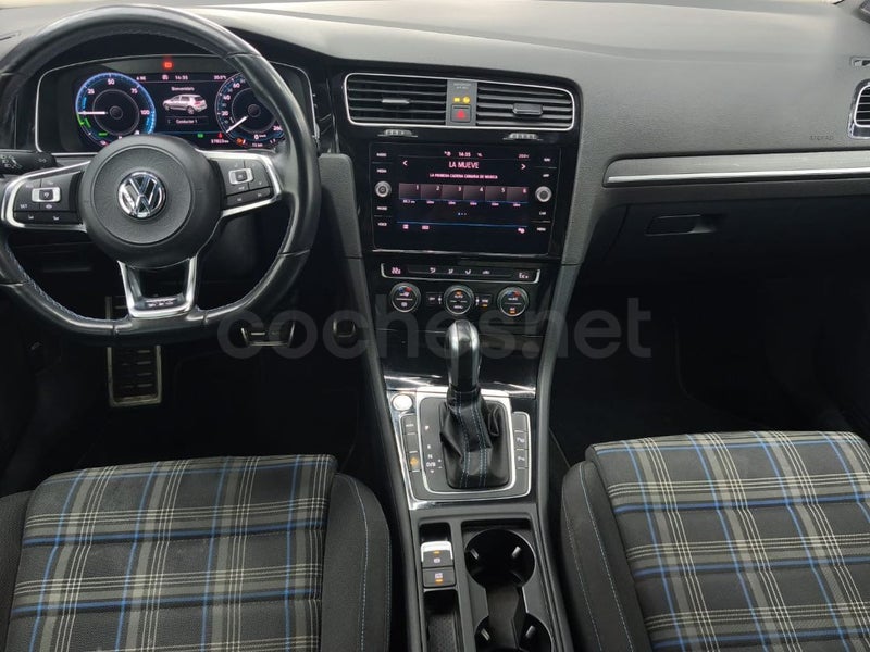 Volkswagen Golf - Foto 3