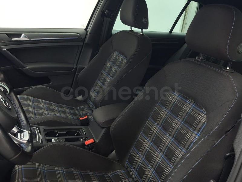 Volkswagen Golf - Foto 4