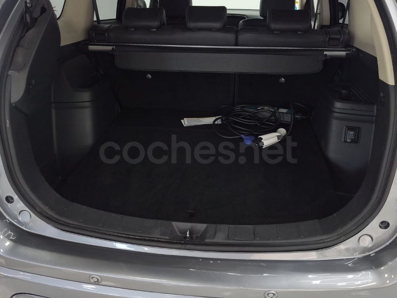 Mitsubishi Outlander - Foto 13