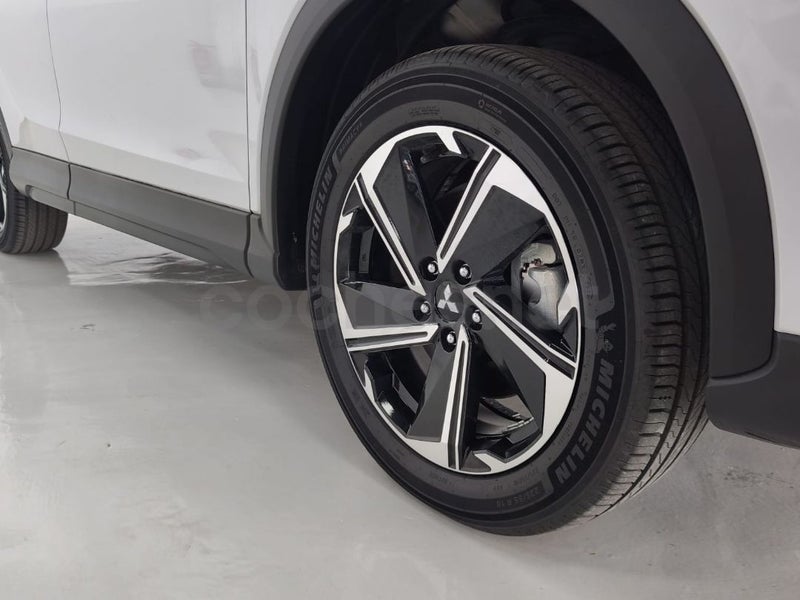 Mitsubishi Eclipse Cross - Foto 14