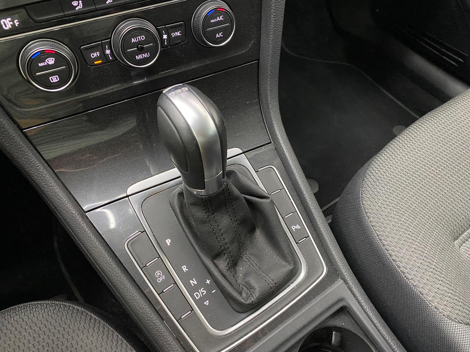 Volkswagen Golf - Foto 7