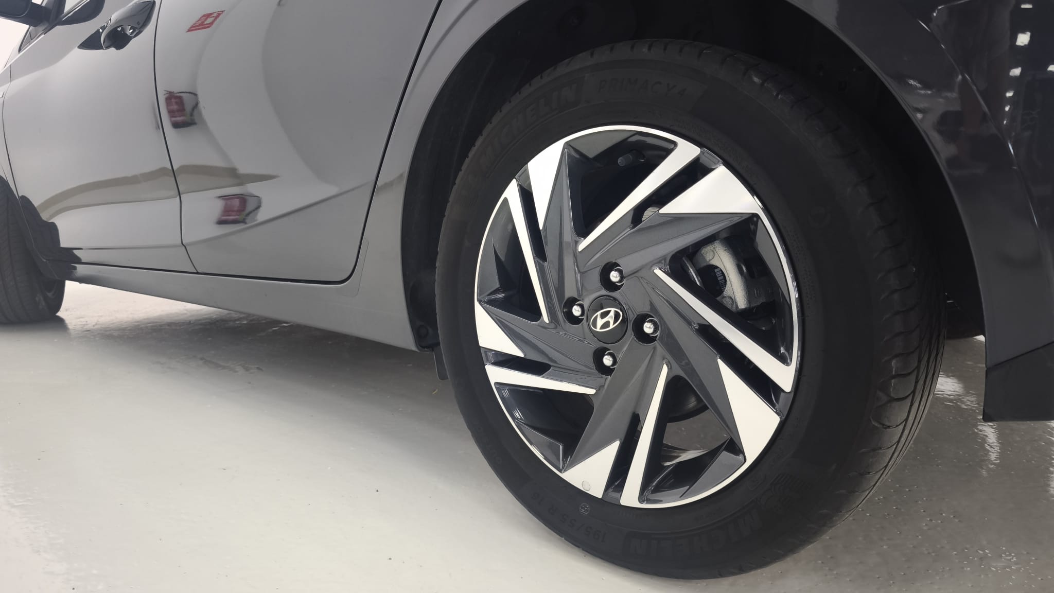 Hyundai i20 - Foto 13