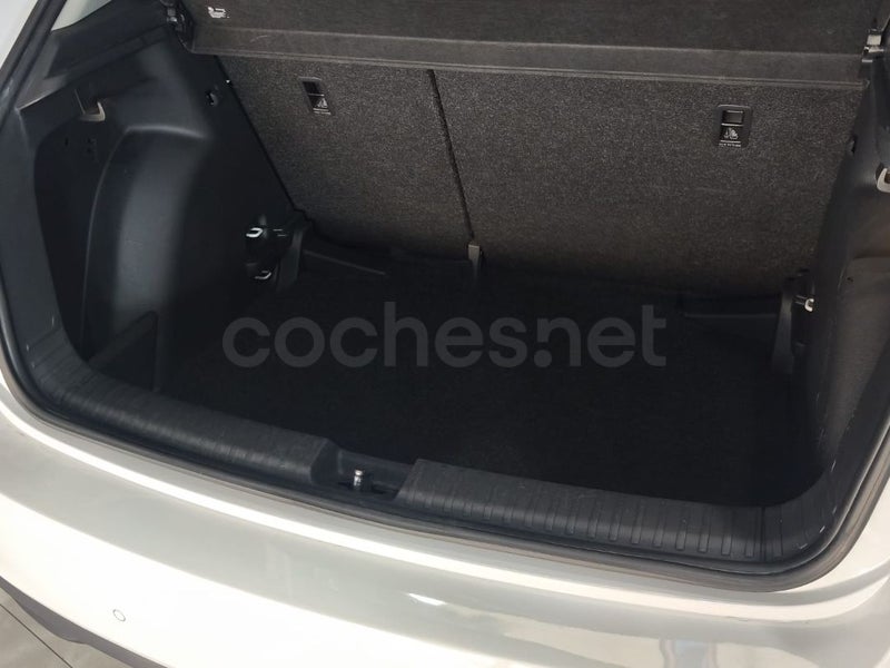 Škoda Fabia - Foto 12