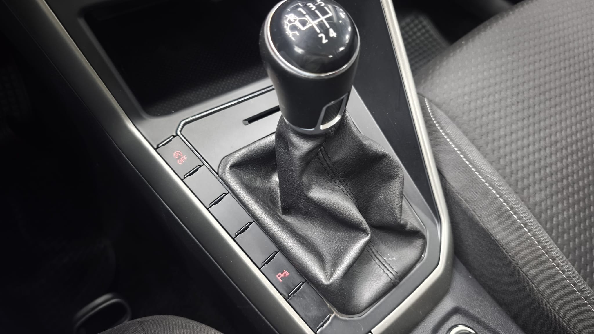 Volkswagen Polo - Foto 6