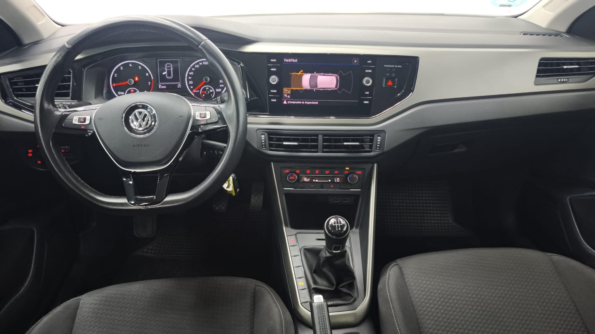 Volkswagen Polo - Foto 2