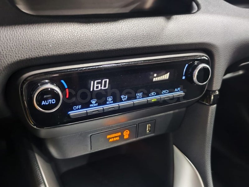 Toyota Yaris - Foto 3