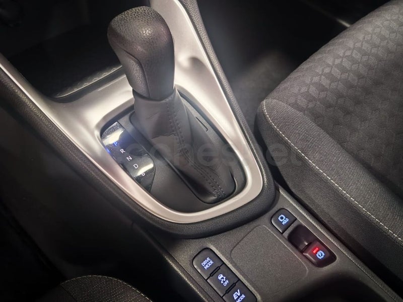 Toyota Yaris - Foto 4