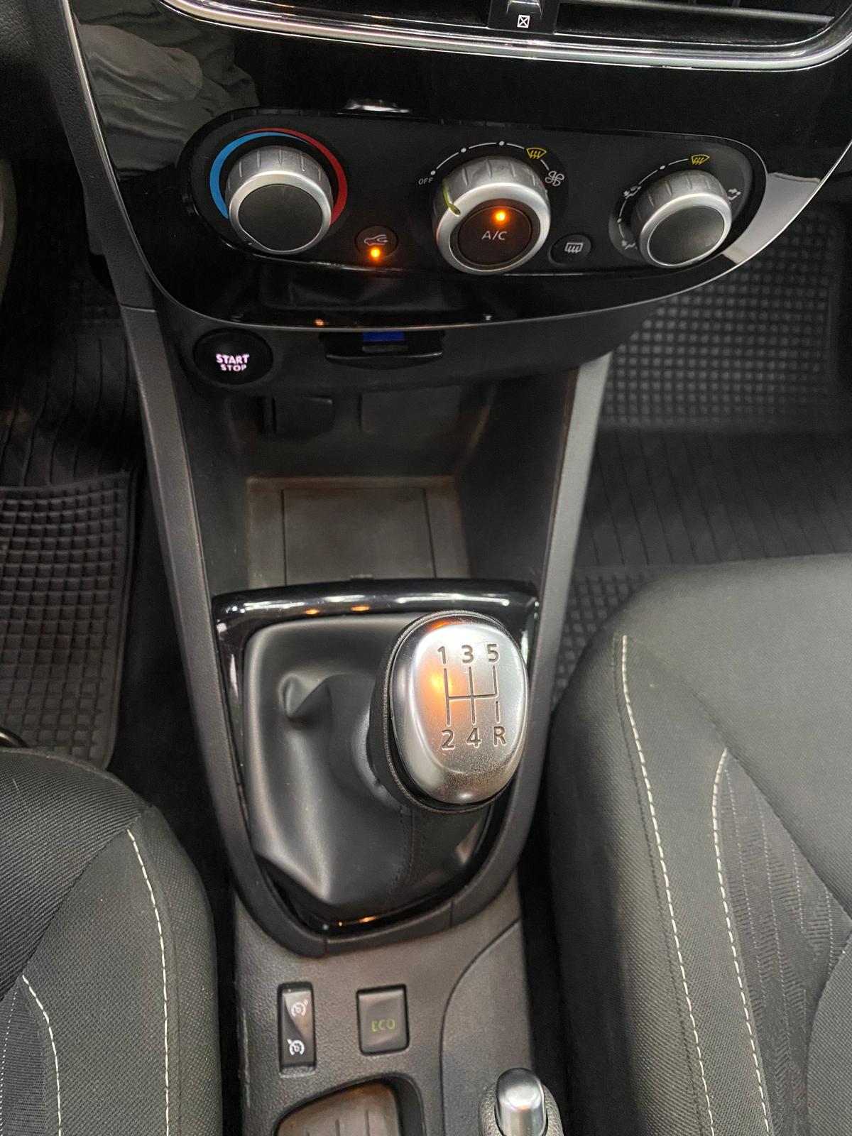 Renault Clio - Foto 6