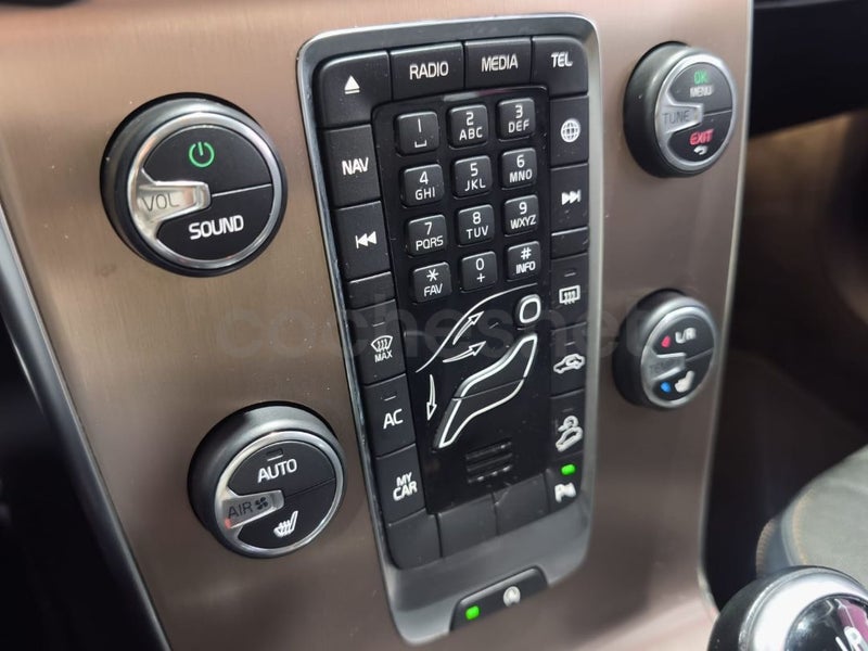 Volvo V40 Cross Country - Foto 7