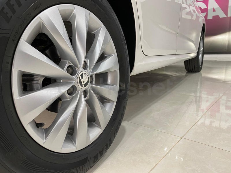 Škoda Kamiq - Foto 11