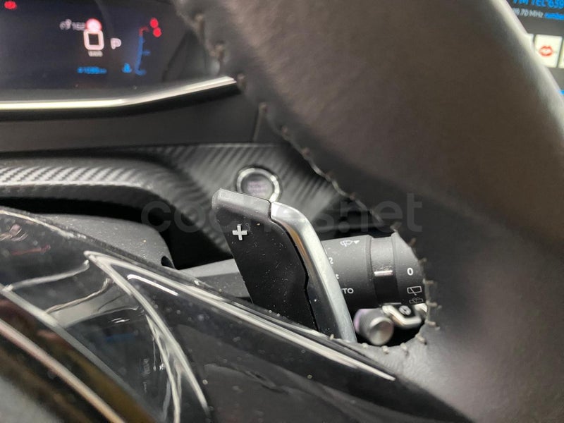 Peugeot 208 - Foto 11