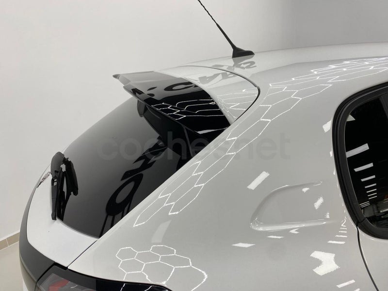 Peugeot 208 - Foto 15