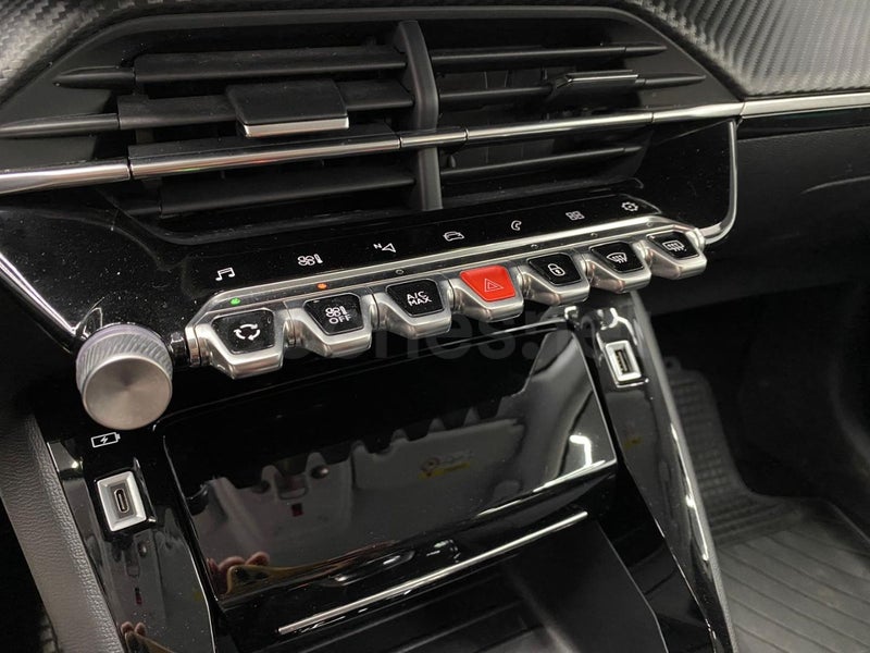 Peugeot 208 - Foto 7