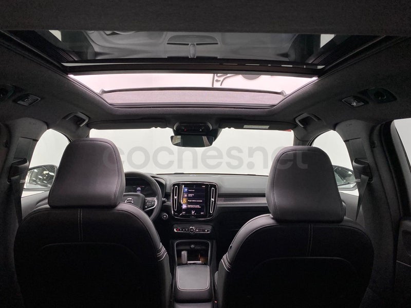 Volvo XC40 - Foto 12