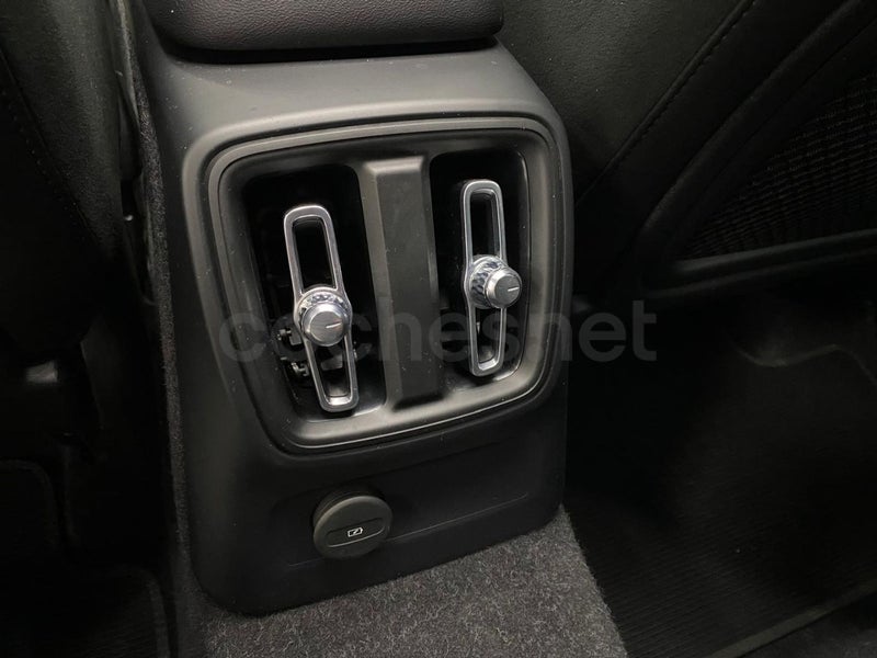 Volvo XC40 - Foto 15