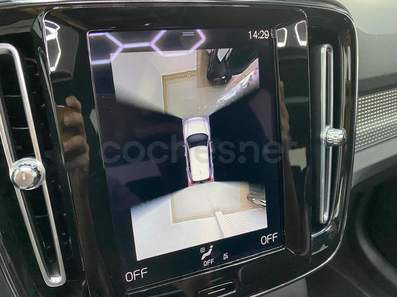 Volvo XC40 - Foto 18