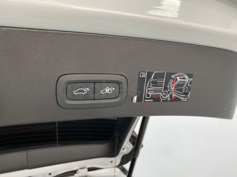 Volvo XC40 - Foto 23