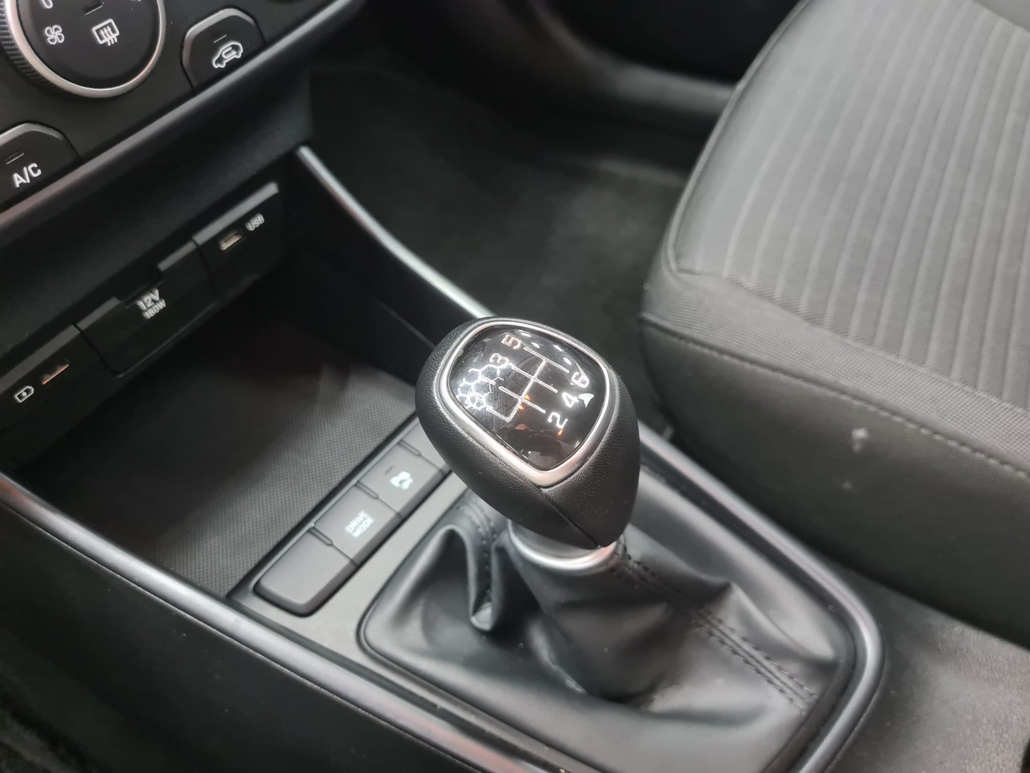 Hyundai i20 - Foto 6