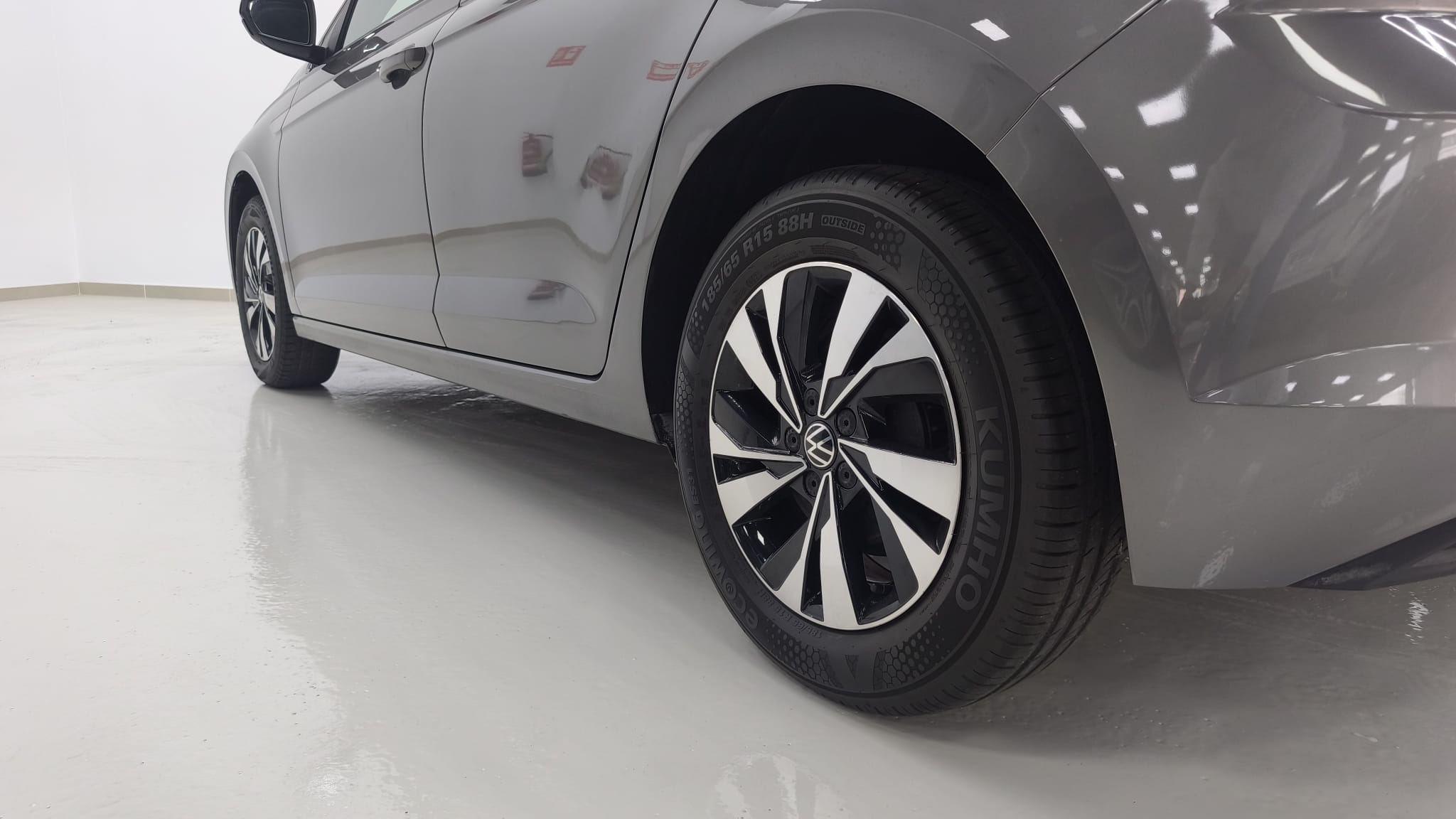 Volkswagen Polo - Foto 9
