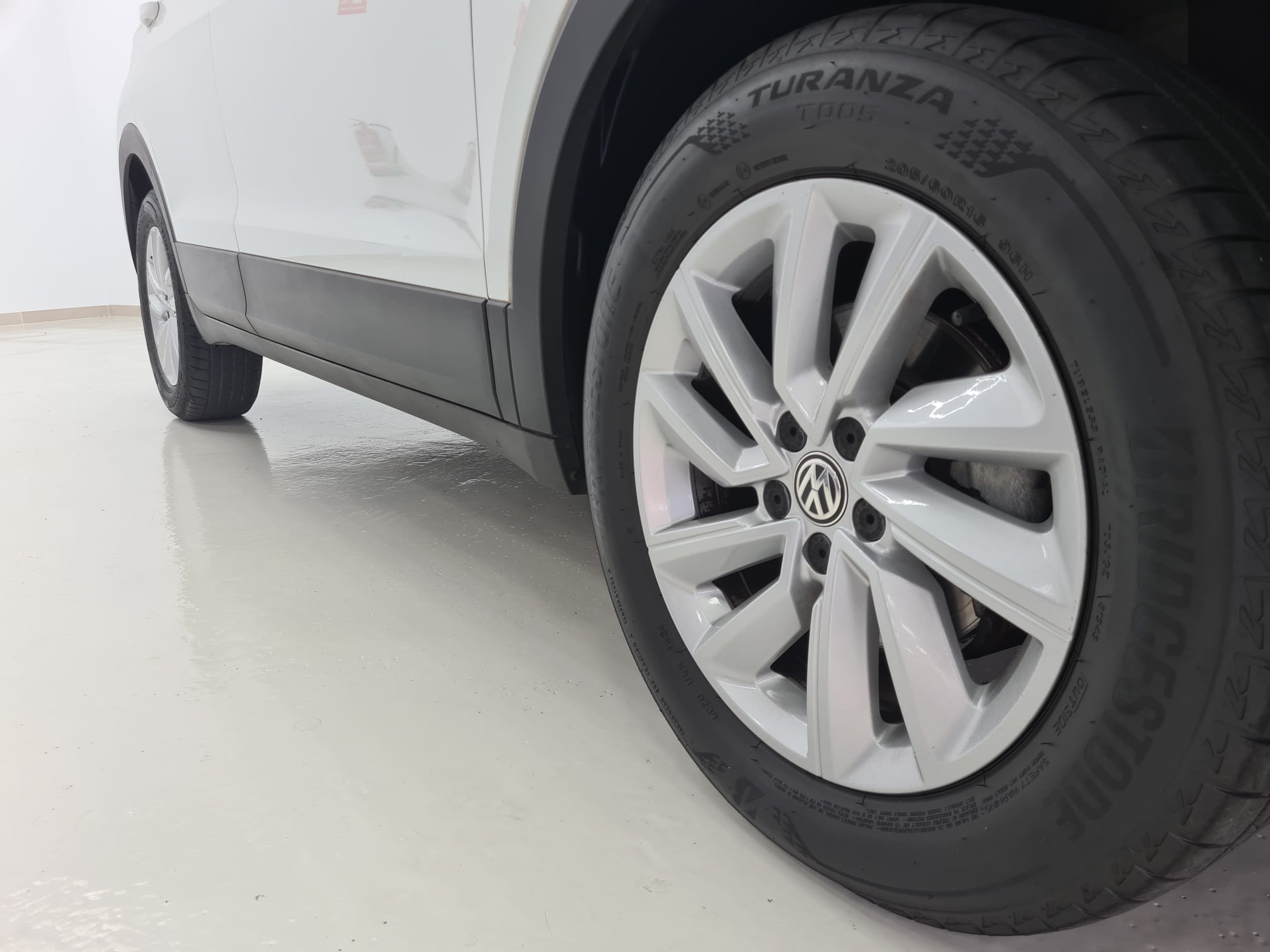Volkswagen T-Cross - Foto 10