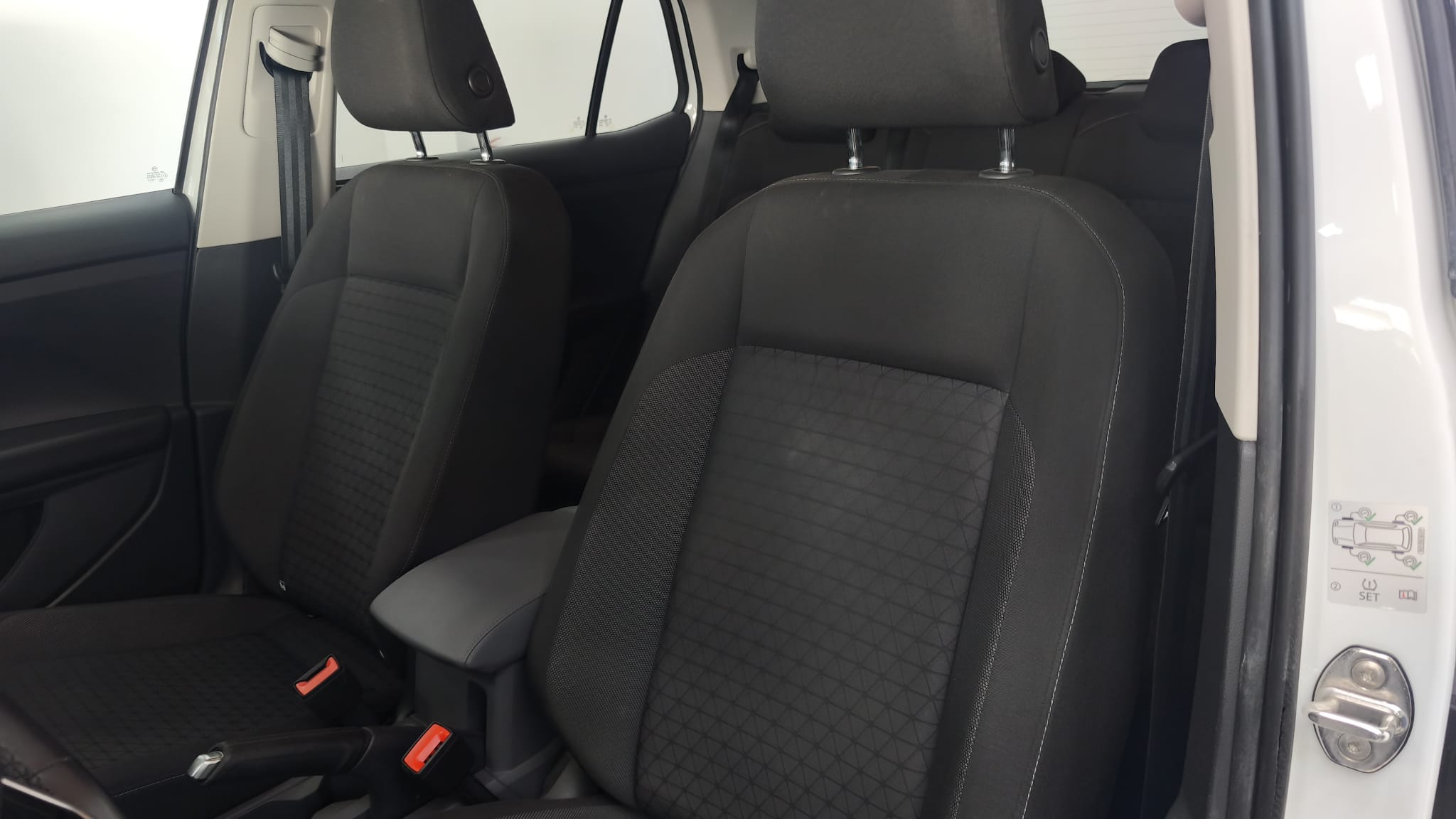 Volkswagen T-Cross - Foto 5
