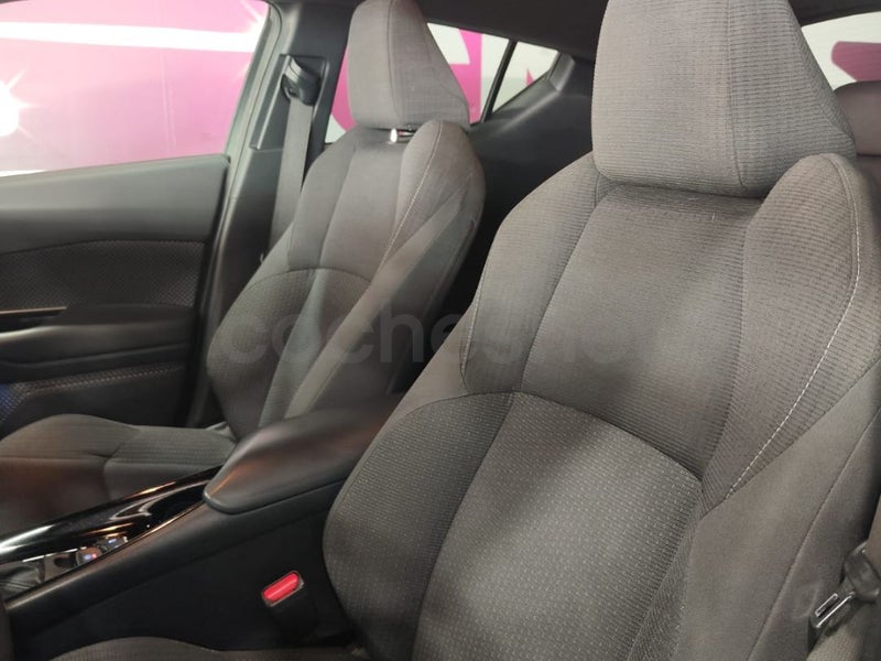 Toyota C-HR - Foto 7